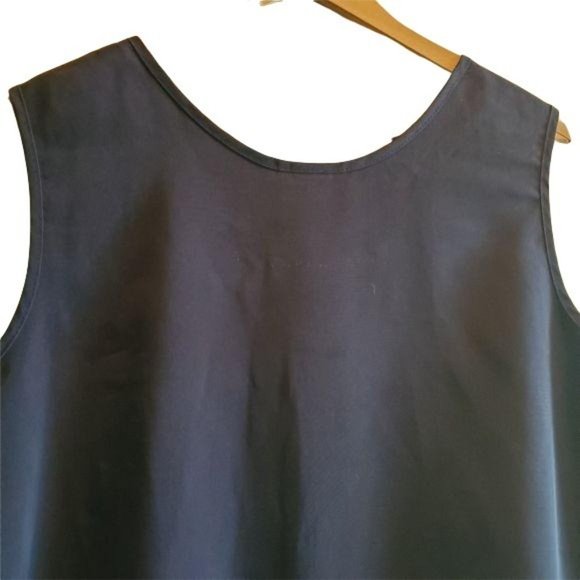 Gloria Vanderbilt | Sleeveless Dress Blouse - Picture 3 of 6